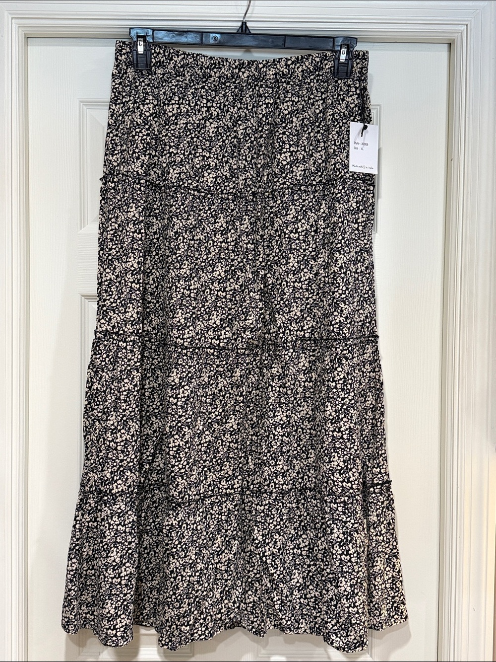 NWT Japna Black and Cream Ditsy Floral Tiered Maxi Skirt